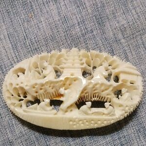 Ornate Cream Carved Brooch